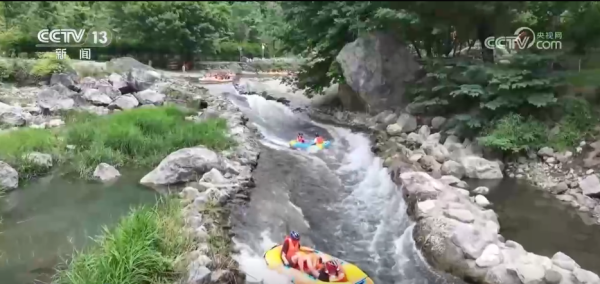 杜德配资 假期经济乘“热”而上 “凉资源”点燃消费增长新引擎_大皖新闻 | 安徽网